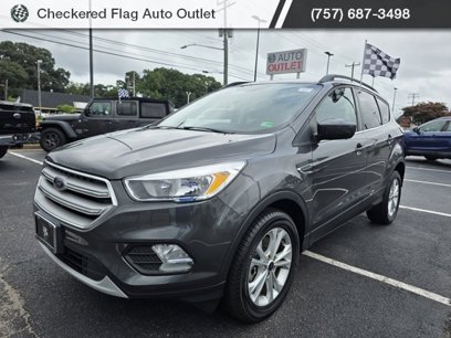 Used 2018 Ford Escape SE w/ SE Sync 3 Package