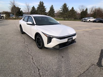 New 2025 Kia K4 EX