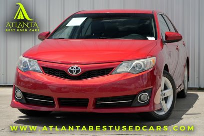 Used 2014 Toyota Camry SE