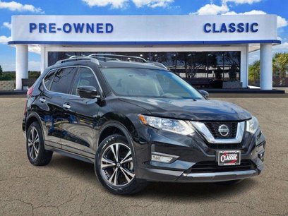 Used 2019 Nissan Rogue SV w/ Premium Package
