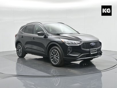 New 2025 Ford Escape SE