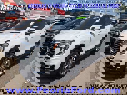 Used 2022 GMC Terrain SLT w/ Infotainment Package II