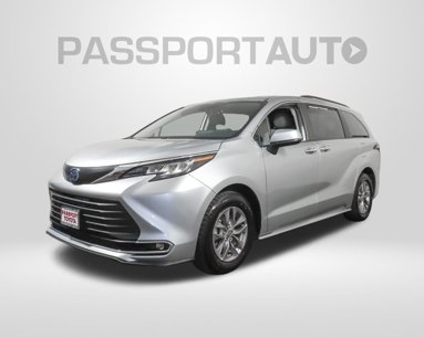 Used 2023 Toyota Sienna XLE