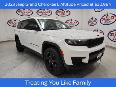 Used 2023 Jeep Grand Cherokee L Laredo