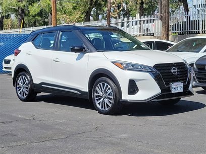 Used 2024 Nissan Kicks SR w/ SR Premium Package
