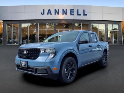 New 2025 Ford Maverick XLT w/ XLT Luxury Package