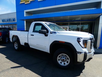 New 2025 GMC Sierra 2500 Pro w/ Convenience Package