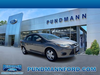 Used 2013 Ford Focus SE w/ SE Winter Pkg