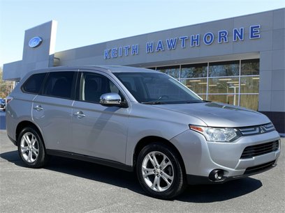 Used 2014 Mitsubishi Outlander SE