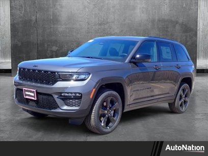 New 2025 Jeep Grand Cherokee Limited w/ Black Appearance Package