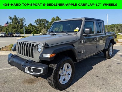 Used 2023 Jeep Gladiator Sport