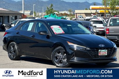 Certified 2022 Hyundai Elantra SEL w/ Convenience Package