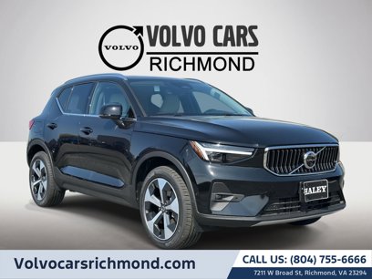 New 2025 Volvo XC40 B5 Plus w/ Protection Package Premier