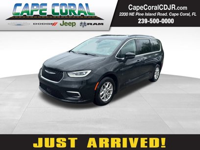 Certified 2022 Chrysler Pacifica Touring-L