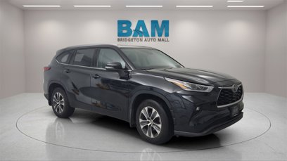 Used 2022 Toyota Highlander XLE