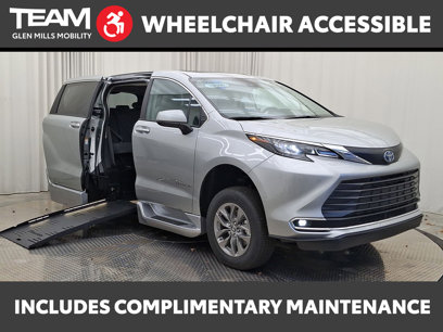 Used 2024 Toyota Sienna XLE