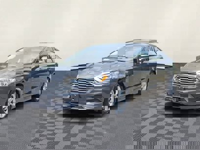 Used 2018 Ford Fusion SE w/ Fusion SE Technology Package
