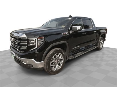 New 2025 GMC Sierra 1500 SLT w/ SLT Premium Plus Package