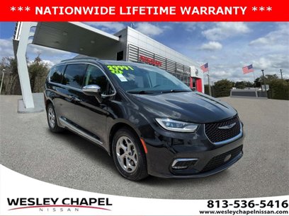 Used 2023 Chrysler Pacifica Limited