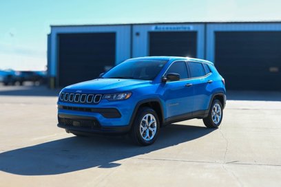 New 2025 Jeep Compass Sport