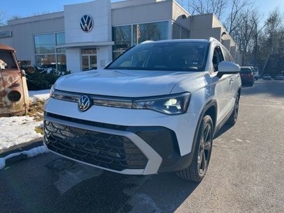 New 2025 Volkswagen Taos SEL