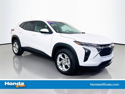 Used 2024 Chevrolet Trax LS w/ LS Convenience Package