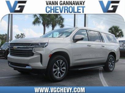 Used 2022 Chevrolet Suburban LT w/ Luxury Package