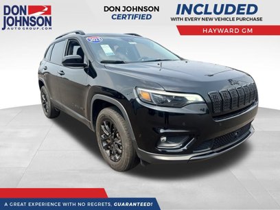 Used 2023 Jeep Cherokee Altitude Lux