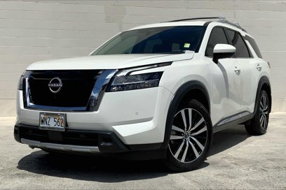 Used 2023 Nissan Pathfinder Platinum