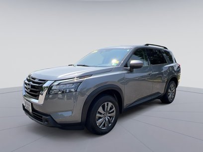 Used 2025 Nissan Pathfinder SV