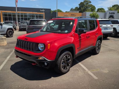 Used 2023 Jeep Renegade Trailhawk w/ Trailhawk Elite Group