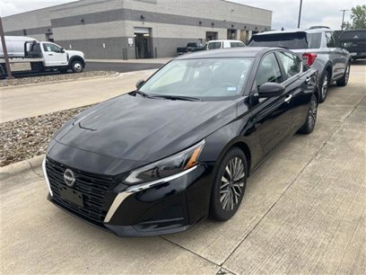 Used 2023 Nissan Altima 2.5 SV