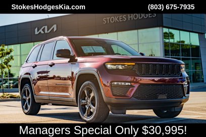 Used 2023 Jeep Grand Cherokee Limited w/ Black Appearance Package