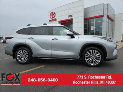 Used 2024 Toyota Highlander Platinum