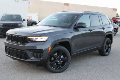 New 2025 Jeep Grand Cherokee Altitude