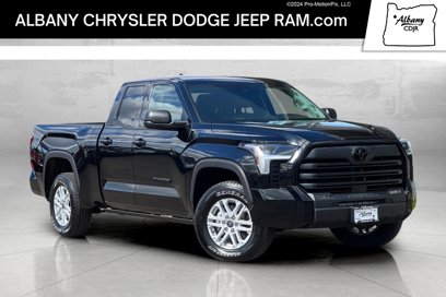 Used 2022 Toyota Tundra SR5 w/ SR5 Premium Package
