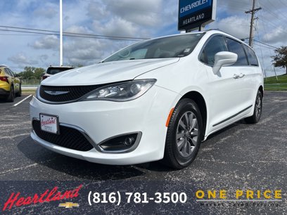 Used 2019 Chrysler Pacifica Touring-L Plus