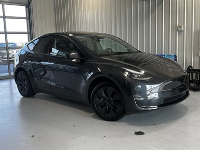 Used 2025 Tesla Model Y Long Range