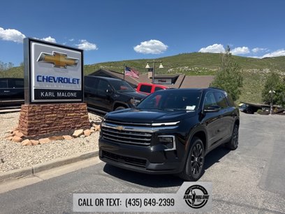 New 2025 Chevrolet Traverse LT w/ Enhanced Driving Package