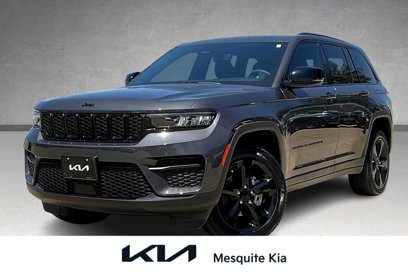 Used 2023 Jeep Grand Cherokee Altitude
