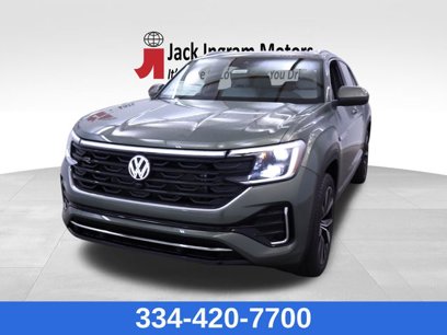 New 2025 Volkswagen Atlas Cross Sport SEL Premium R-Line