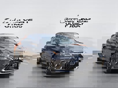 New 2025 Lexus ES 300h w/ Premium Package
