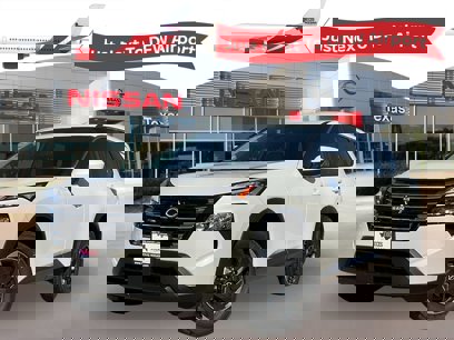New 2025 Nissan Rogue SV