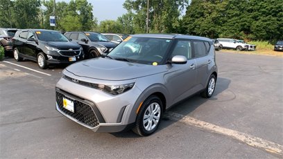 Used 2023 Kia Soul LX