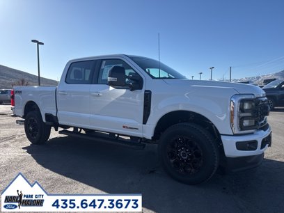 New 2025 Ford F350 Lariat w/ Black Appearance Package