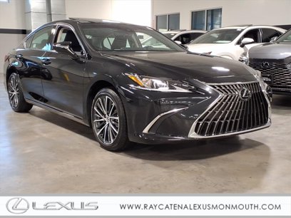 New 2025 Lexus ES 300h w/ Premium Package