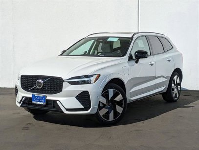 New 2025 Volvo XC60 T8 Plus w/ Protection Package Premier
