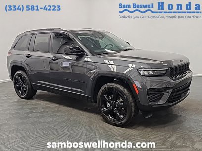 Used 2024 Jeep Grand Cherokee Altitude