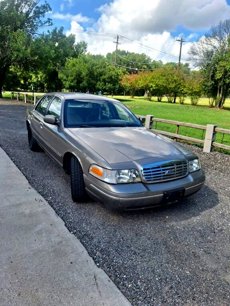 Used 2002 Ford Crown Victoria