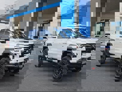 New 2024 Chevrolet Colorado ZR2 w/ ZR2 Bison Edition